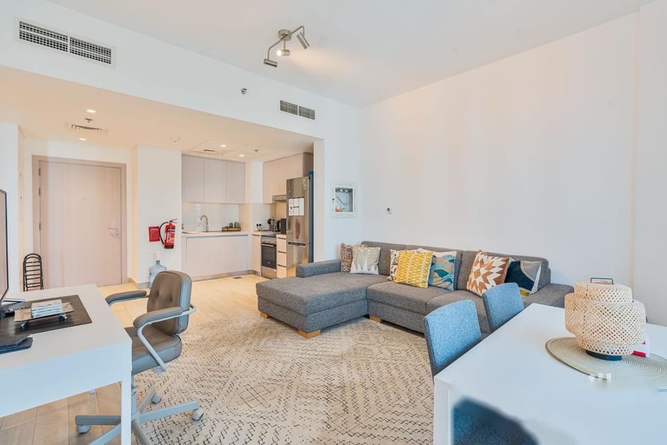 AlHana Bay Retreat- Yas Island Apartment in Abu Dhabi