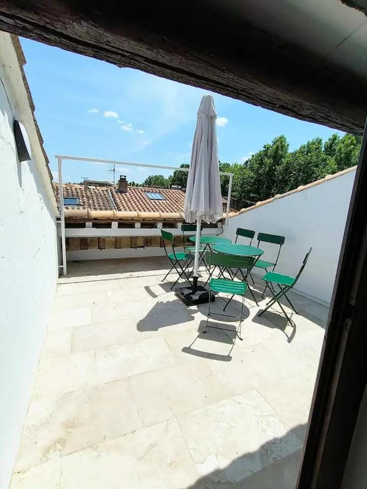 Rooftop de la Roquette Terrasse Clim Apartment in Arles