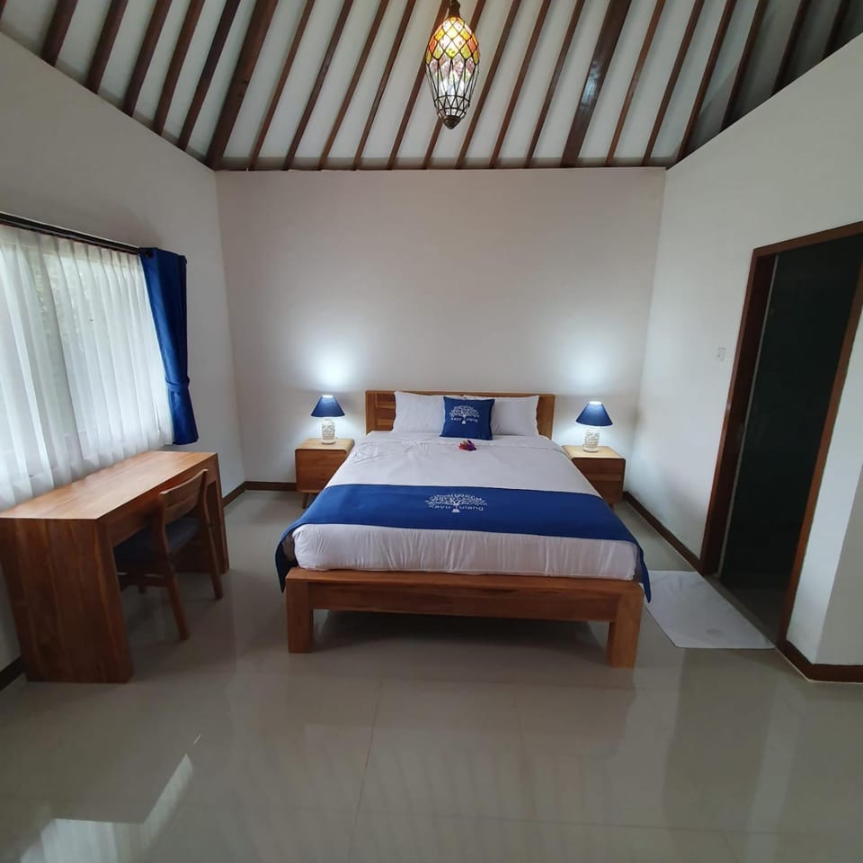 Tulang House Estate Apartment in East Selemadeg