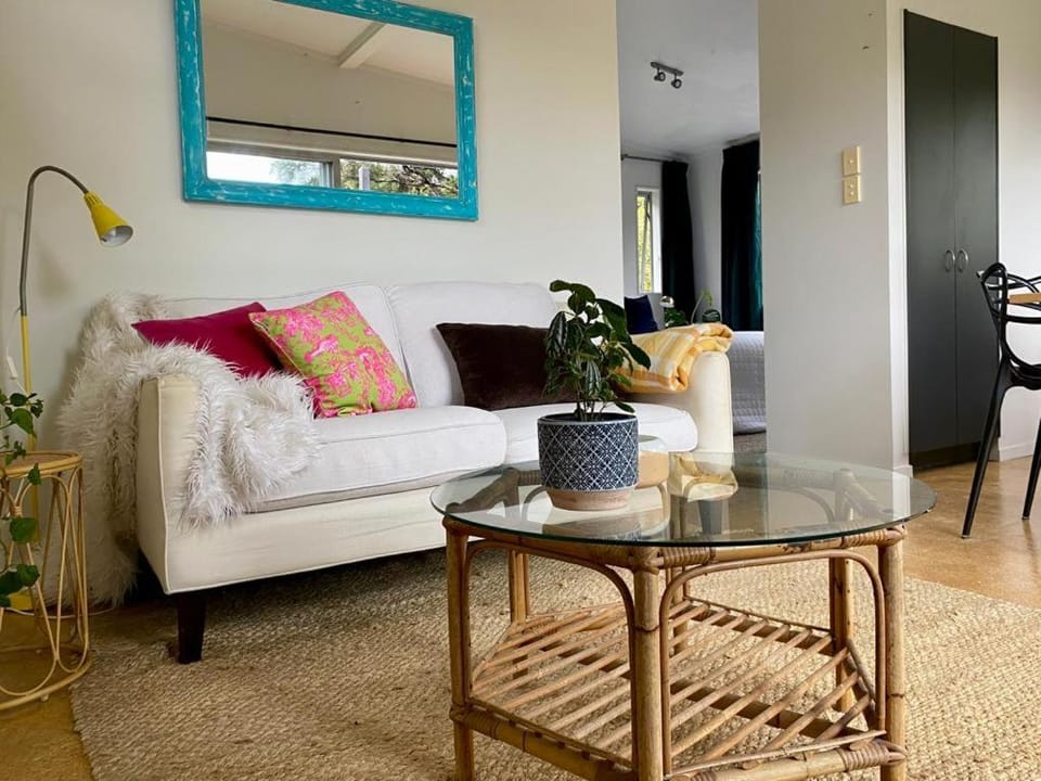 Cosy Bush Apartment Apartment in Auckland