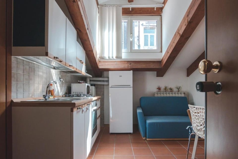 PONTEROSSO TorreBianca Elegant Suite-Fibra WiFi Apartment in Trieste