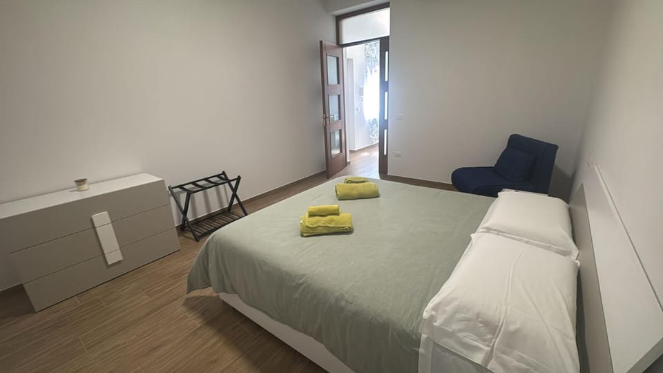 PiTer House - Luxury Apartments & Private Parking Apartment in Campania