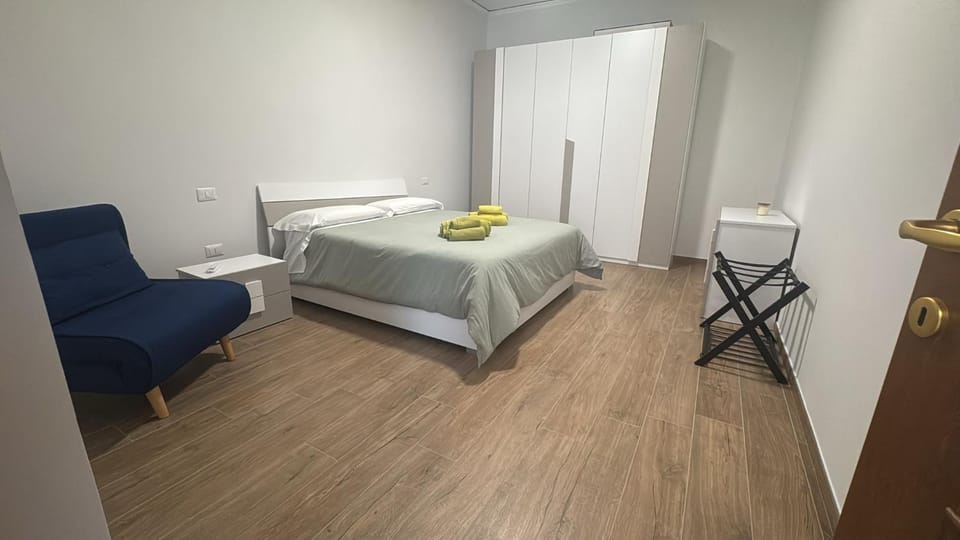 PiTer House - Luxury Apartments & Private Parking Apartment in Campania