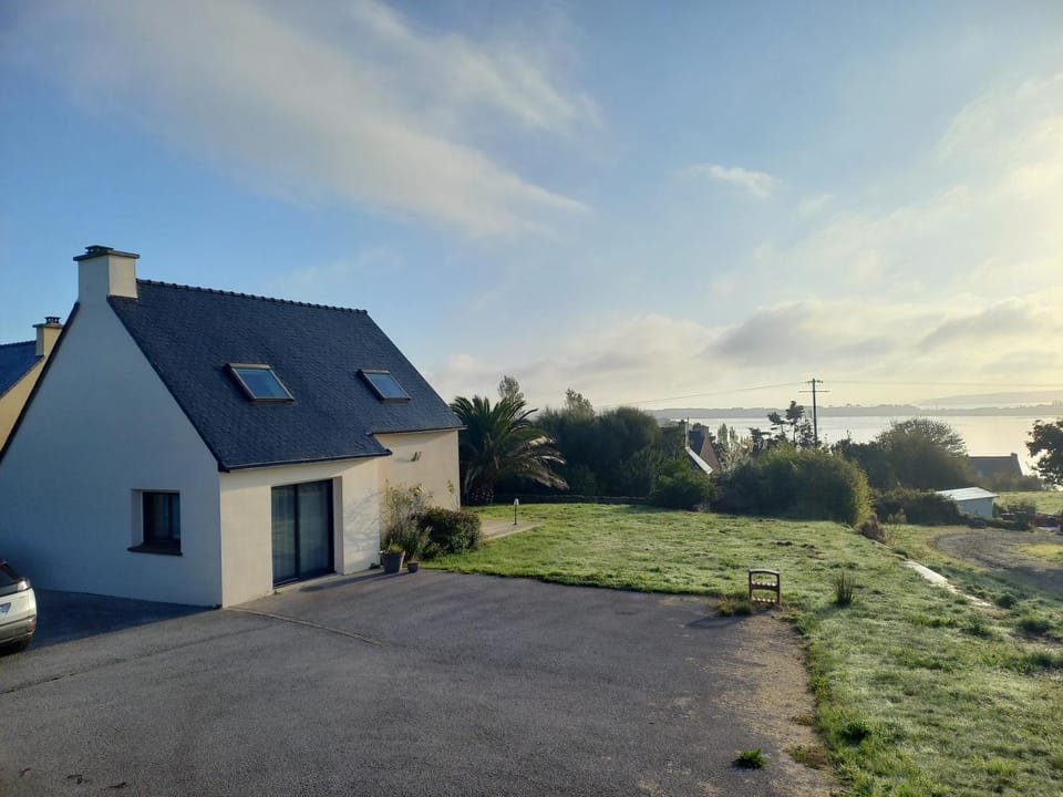 Property building, Sea view
