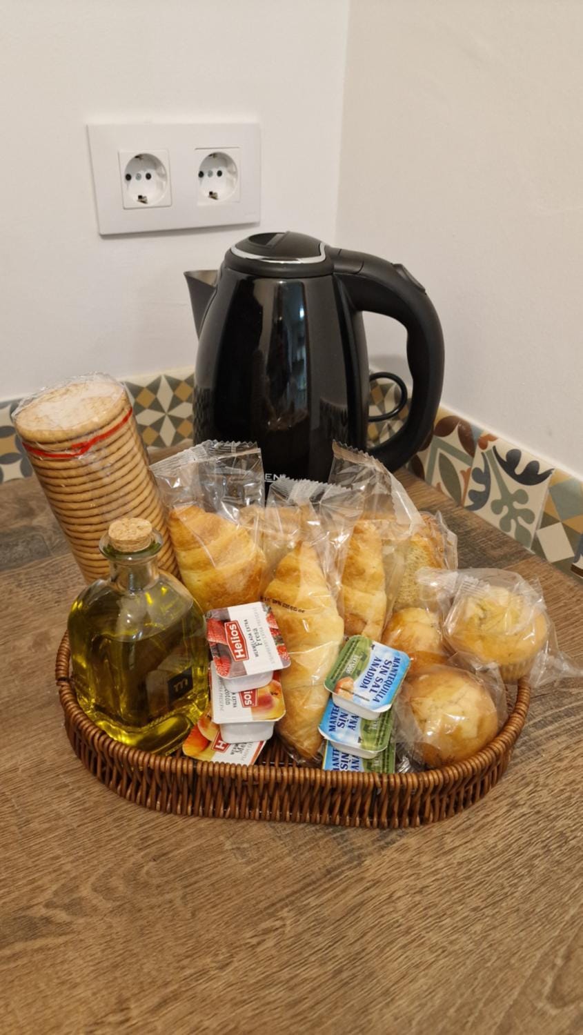 Coffee/tea facilities