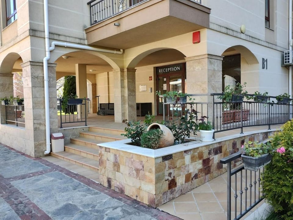 Property building, Lobby or reception