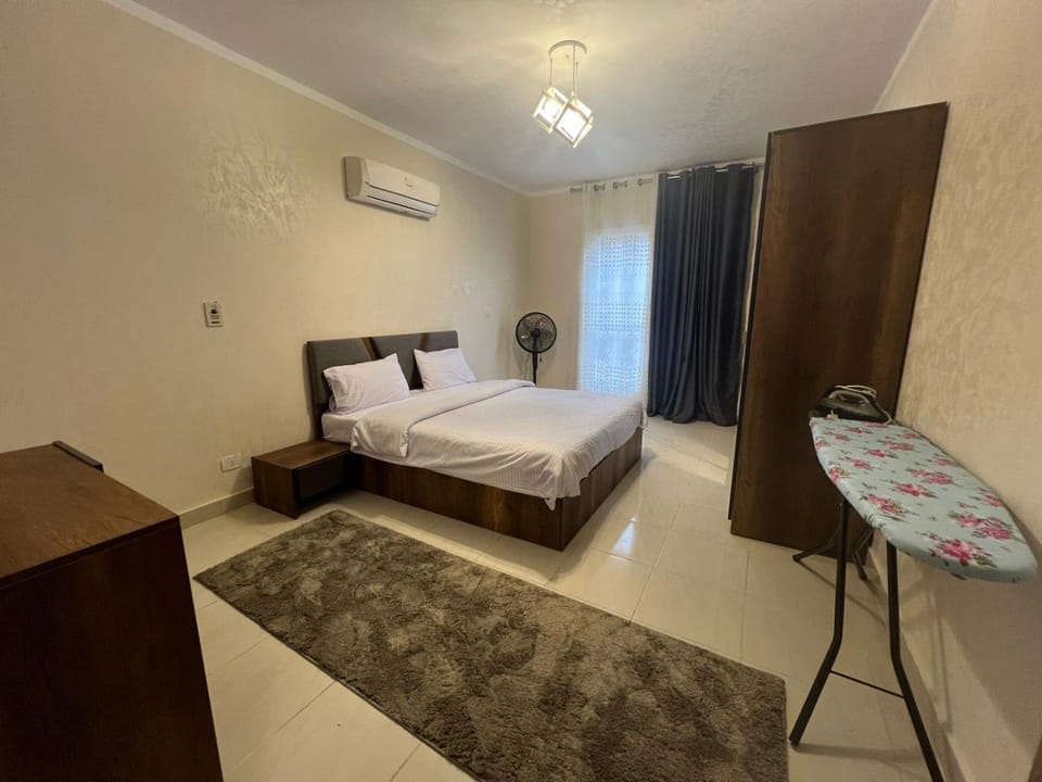 شقه جديده داخل كمباوند Apartment in New Cairo City