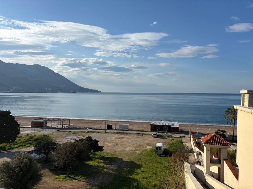Galicia Lux Becici Apartment in Budva Municipality