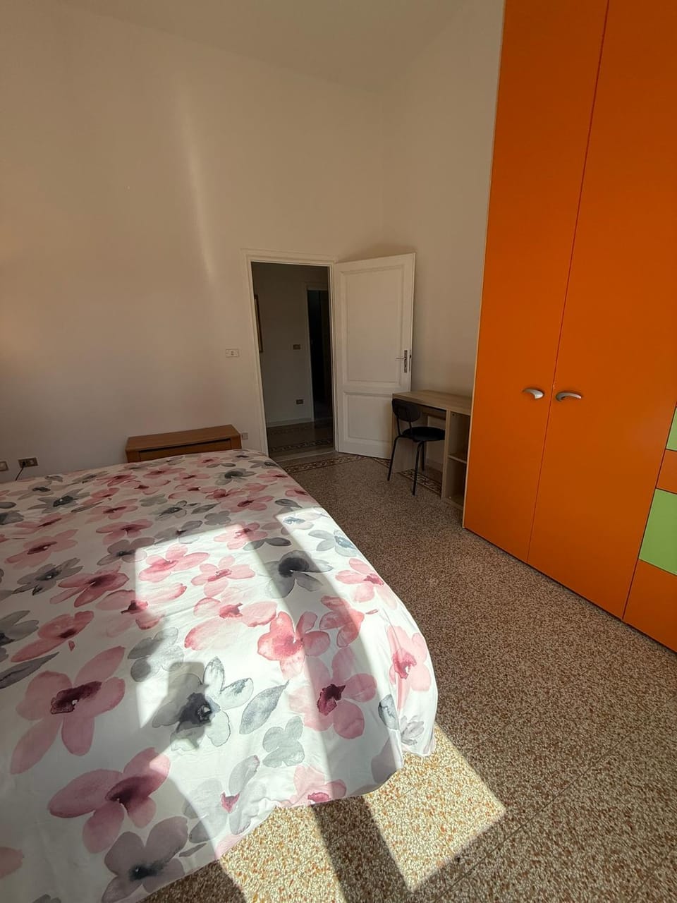 Bedroom, wardrobe
