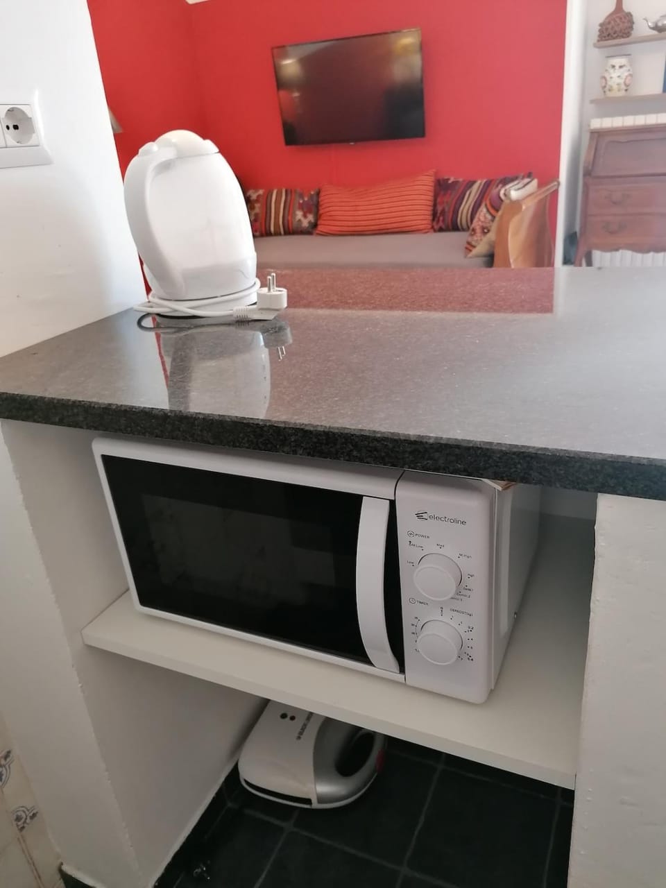 Kitchen or kitchenette