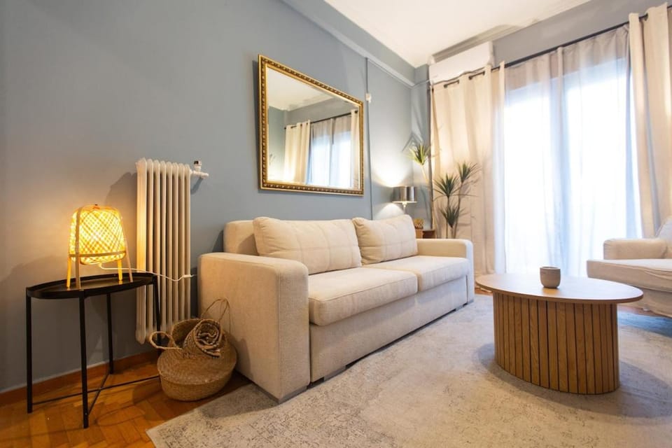65m2 Apt 10 min on Foot From Acropolis Apartment in Athens
