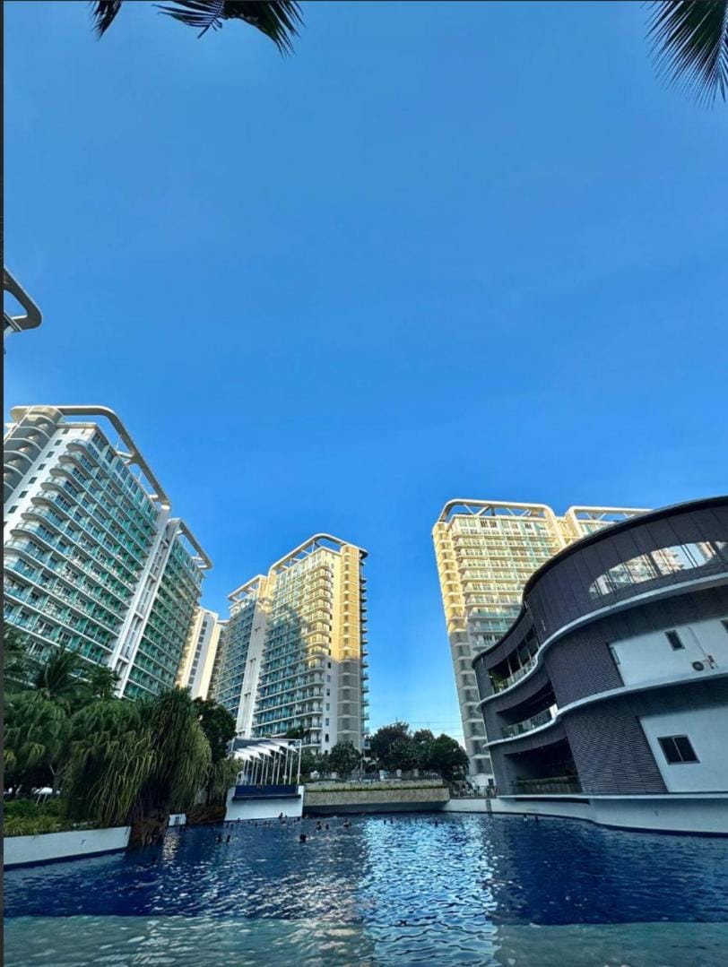 Celestial Sphere Staycation at Azure Urban Resort Residences Apartment hotel in Paranaque