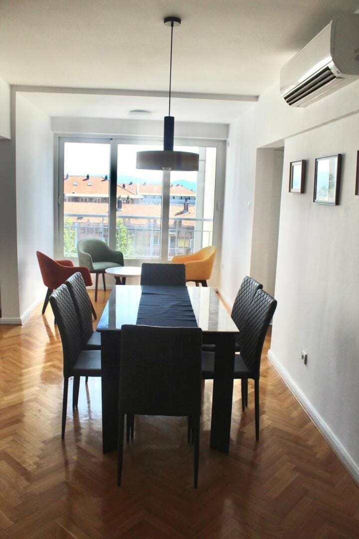 Newly Renovated Spacious Downtown Tivat Apartment Apartment in Kotor Municipality