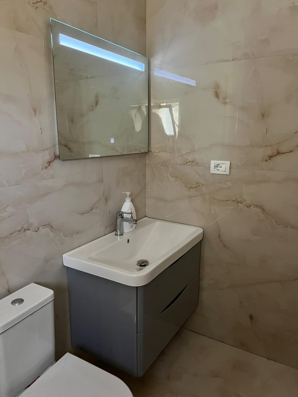Richi Guest House Apartment in Tirana