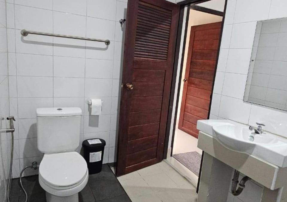 Toilet, Bathroom, bidet
