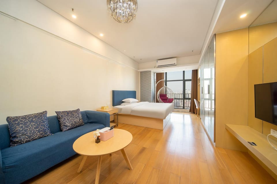 Bed, Living room, Photo of the whole room, Bedroom