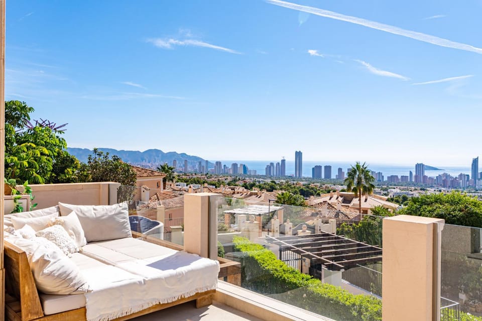 Patio, Balcony/Terrace, City view