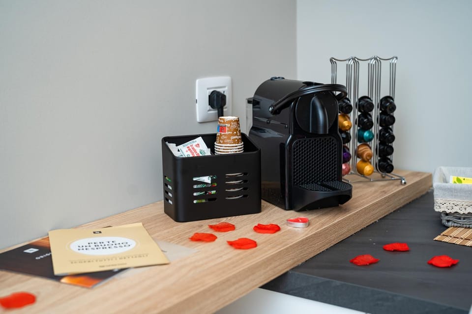 Coffee/tea facilities, minibar