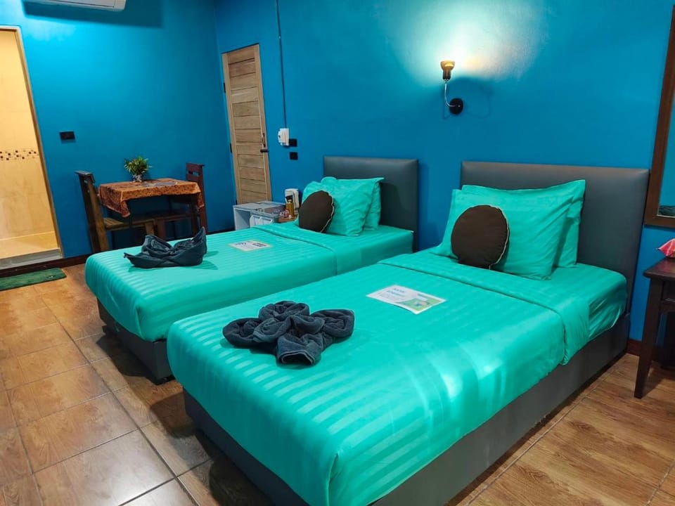 Green Valley Lodge Nature lodge in Khlong Sok