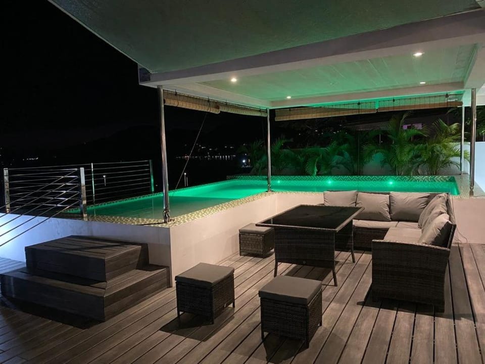 Apt 4 The Grove Residences Apartment in Antigua and Barbuda