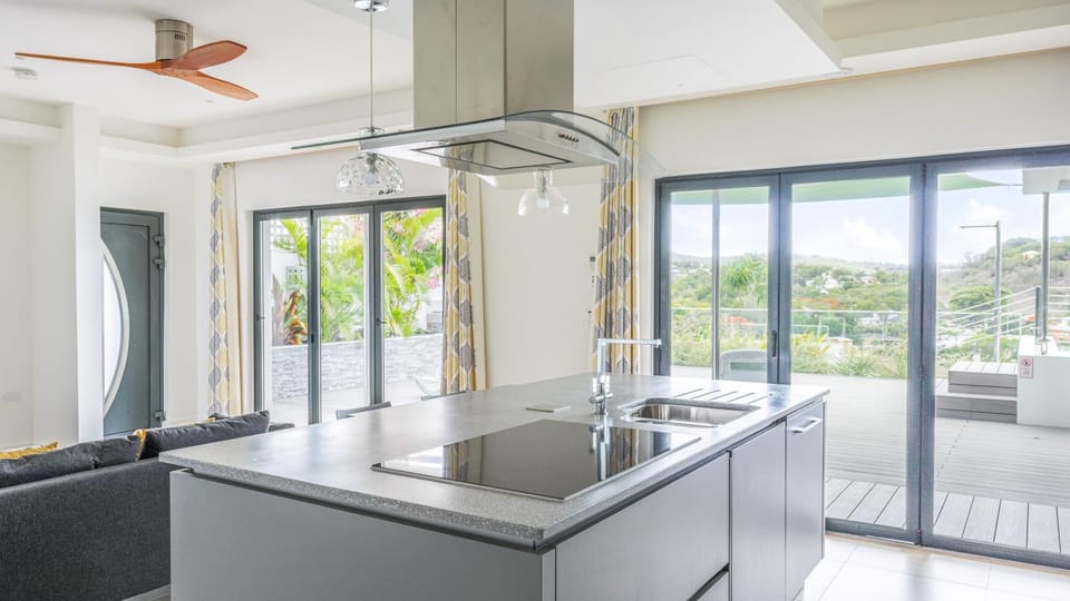 Apt 4 The Grove Residences Apartment in Antigua and Barbuda