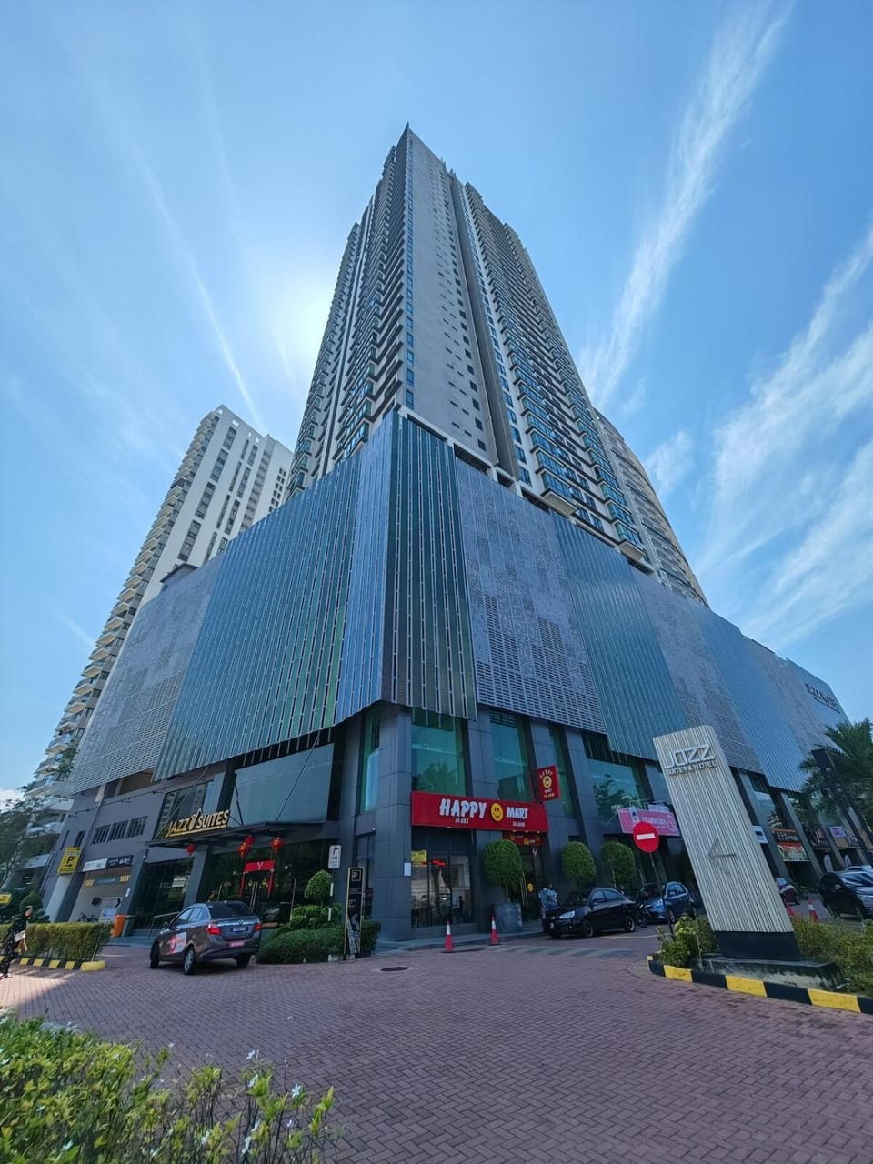 Property building, Day