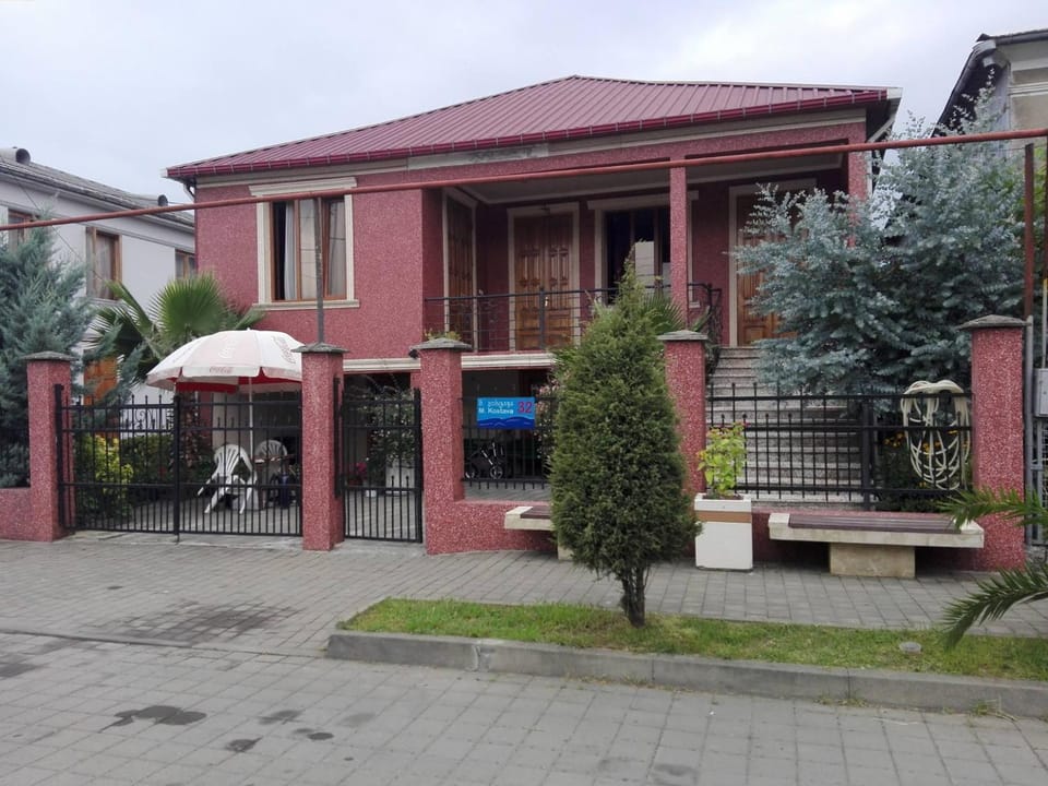 Guest House Kobuleti Apartment in Adjara, Georgia