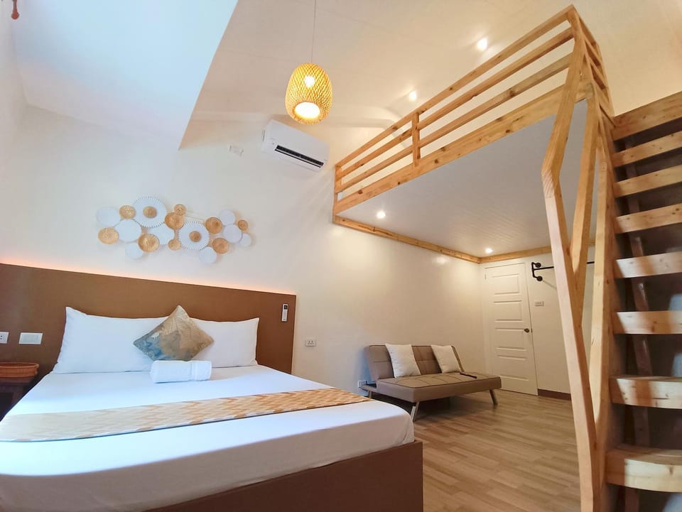 Bed, Photo of the whole room, Bedroom, air conditioner