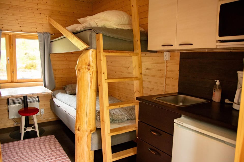 Photo of the whole room, bunk bed