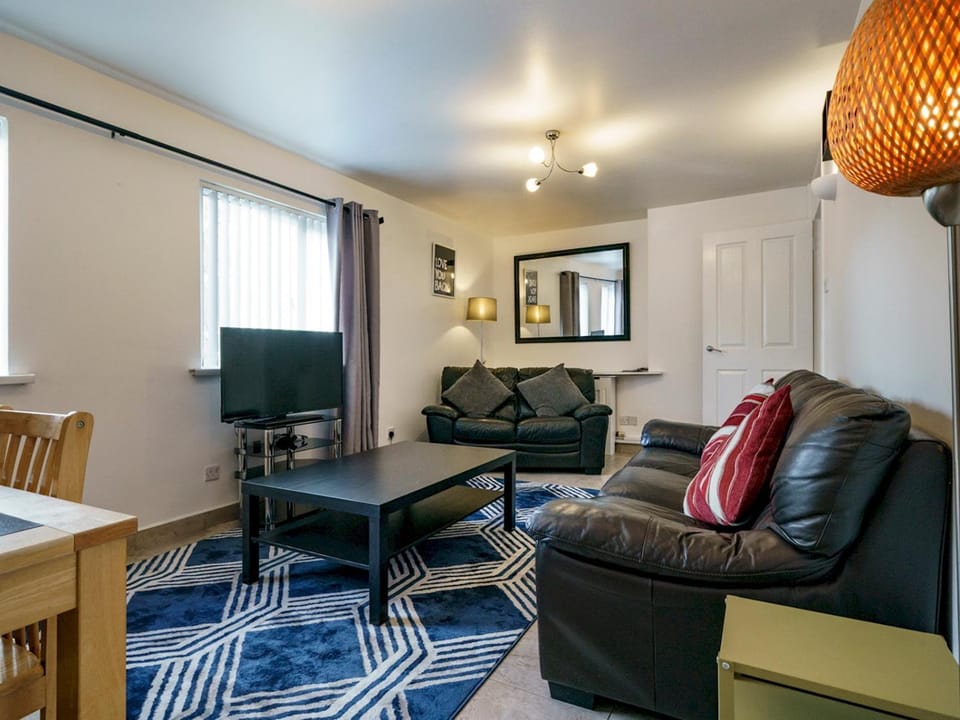 Communal lounge/ TV room, TV and multimedia, Living room, Other, Seating area, Evening entertainment