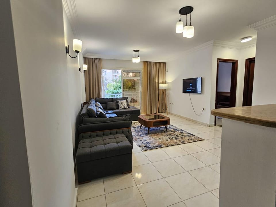 Luxurious modern apartment near all of the services Apartment in Cairo Governorate