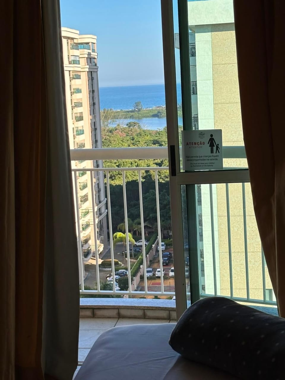 Flat na Barra da Tijuca - Premium - Com Cozinha, Microondas, Estacionamento, Balsa para Praia, Academia, Muito lindo, Confortável e Aconchegante Apartment in Rio de Janeiro