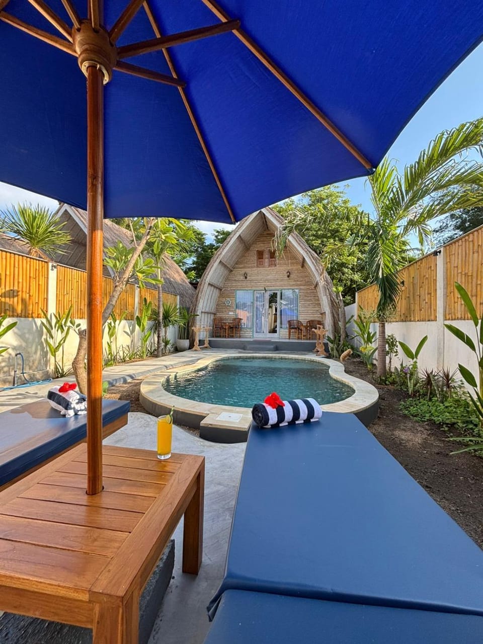 Day, Garden, Garden view, Pool view, Swimming pool, sunbed