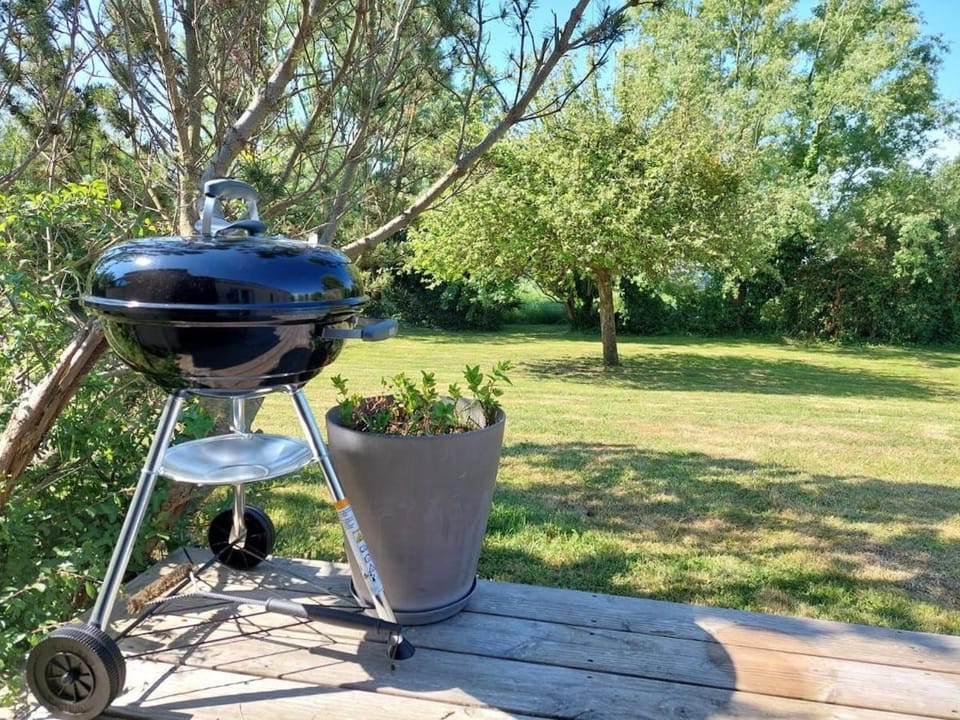 Patio, BBQ facilities, Garden