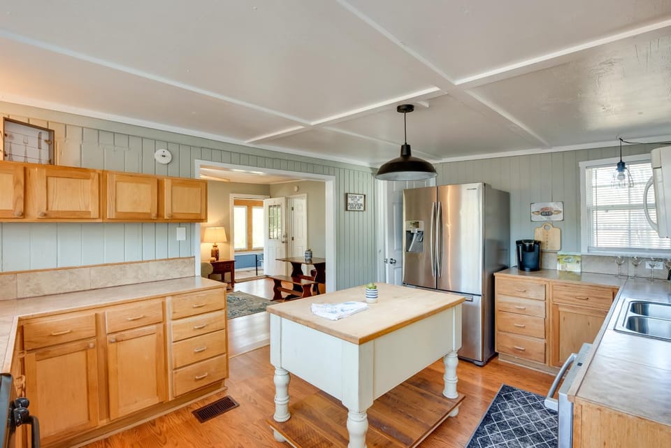 1 Mi to Fishing Pier: Apalachicola Bay Getaway! House in Saint George Island