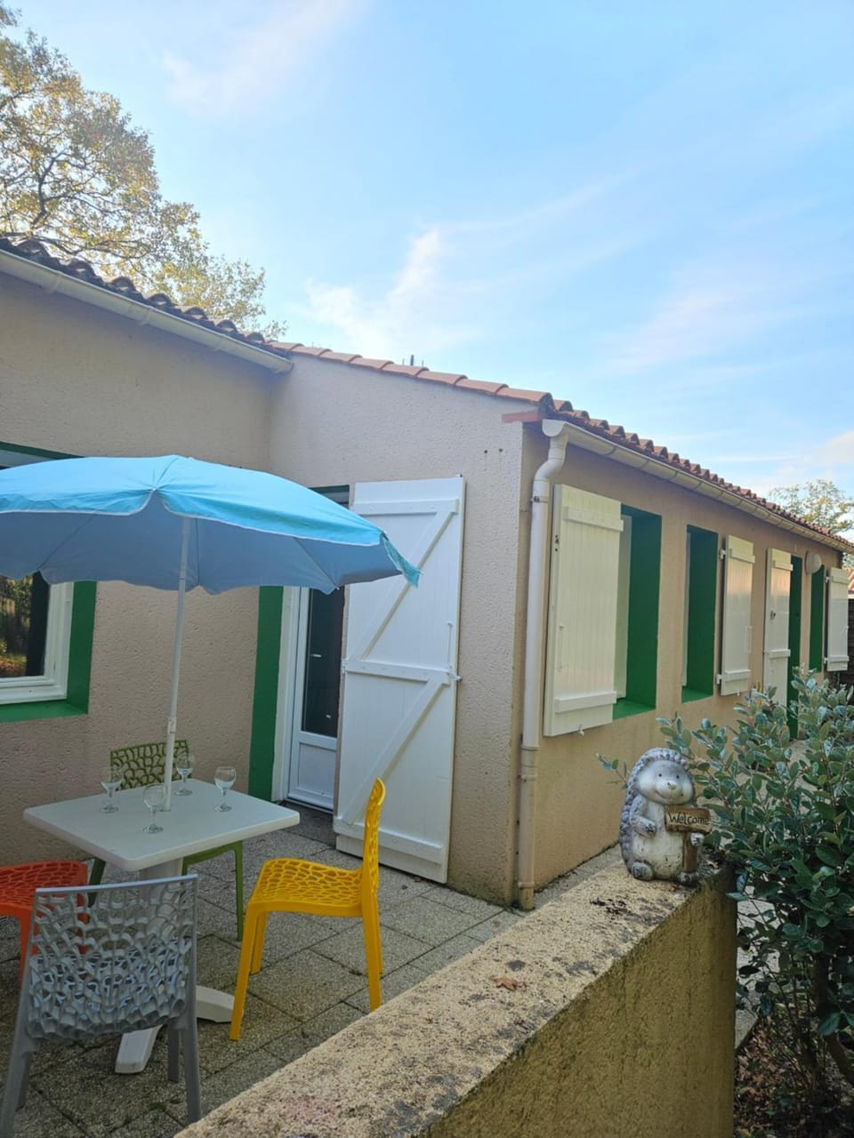 Patio, Day, Garden, Balcony/Terrace, Dining area