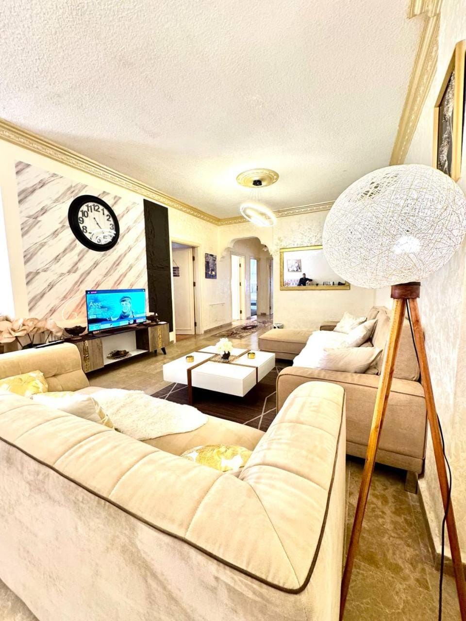 TV and multimedia, Living room, Photo of the whole room, Seating area
