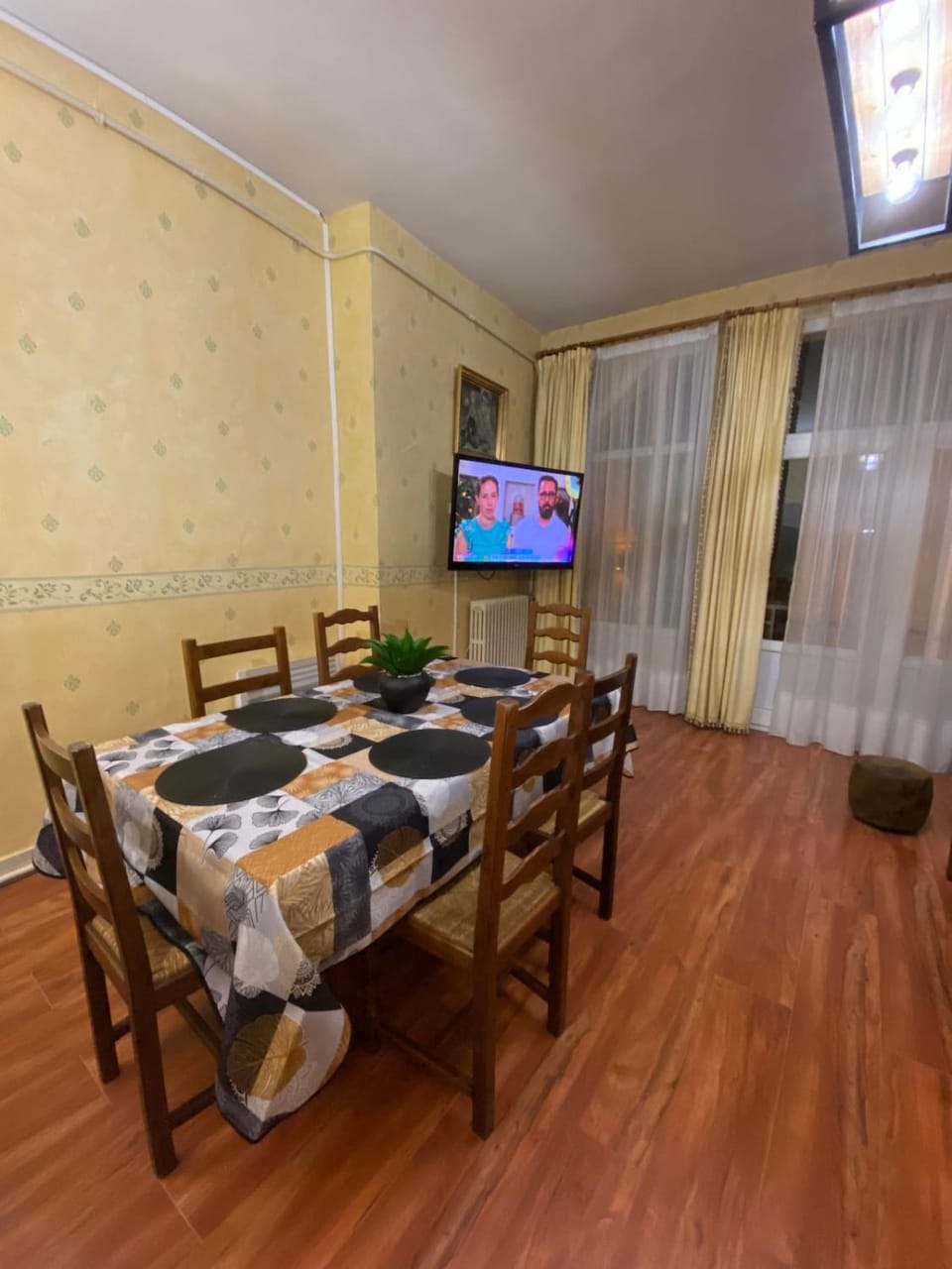 Logement Spacieux 3 Chambres à Azay-le-Rideau Apartment in Centre-Val de Loire