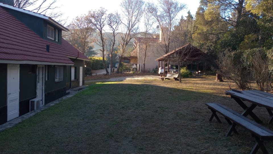Liquidambar House in Villa General Belgrano