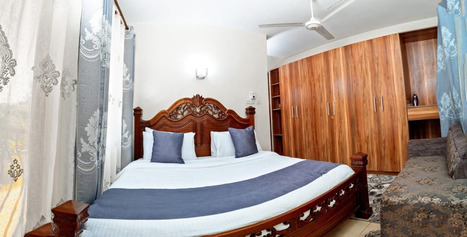 Bed, Bedroom, wardrobe