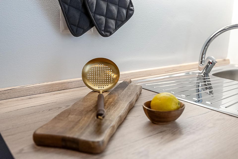 Kitchen or kitchenette, Decorative detail