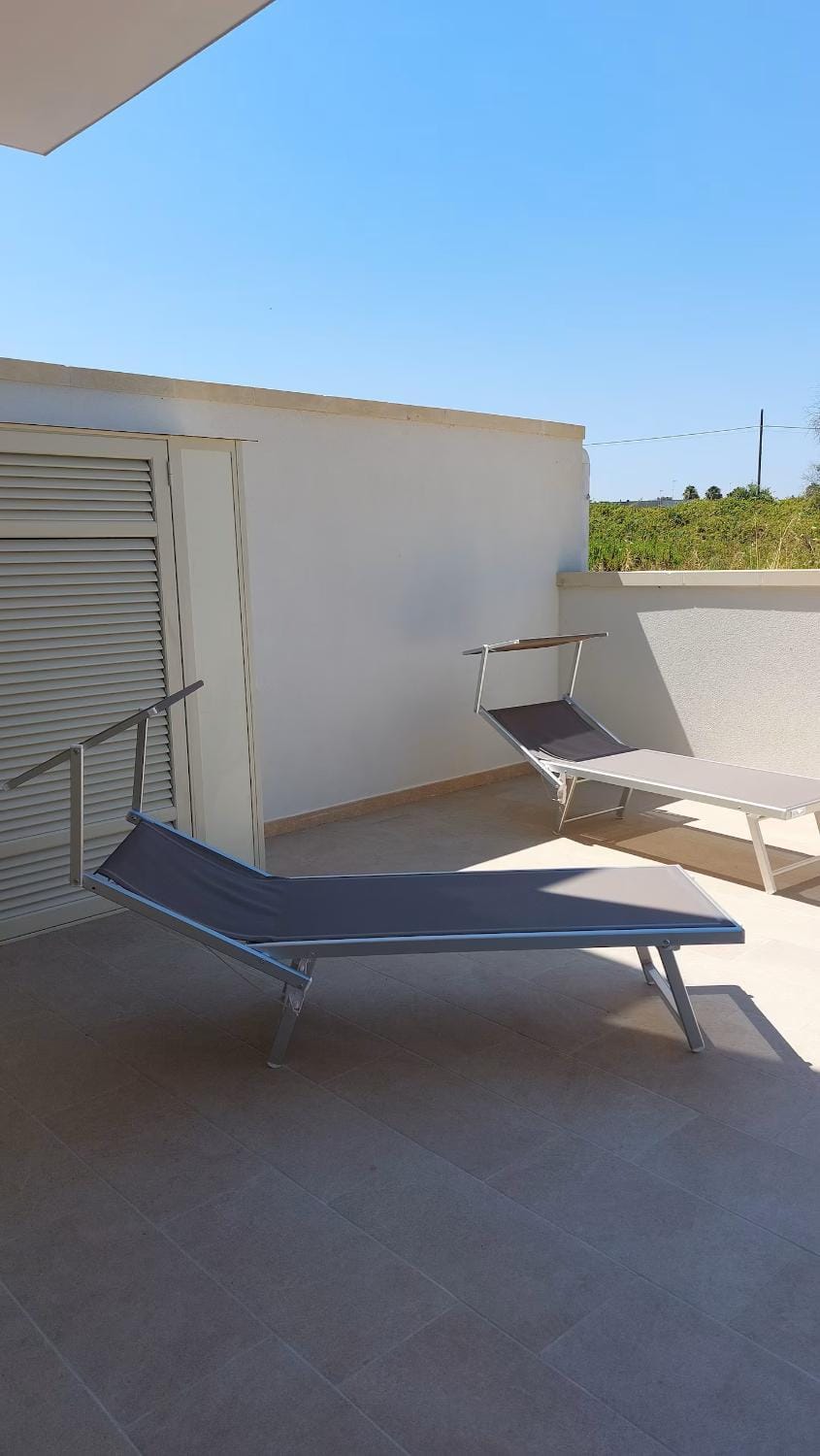 Patio, Balcony/Terrace, sunbed