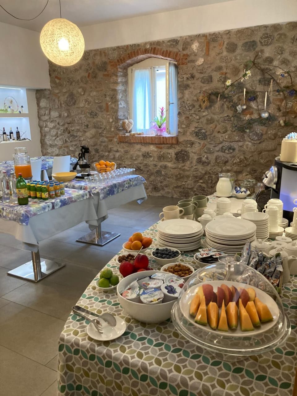 Food and drinks, Buffet breakfast