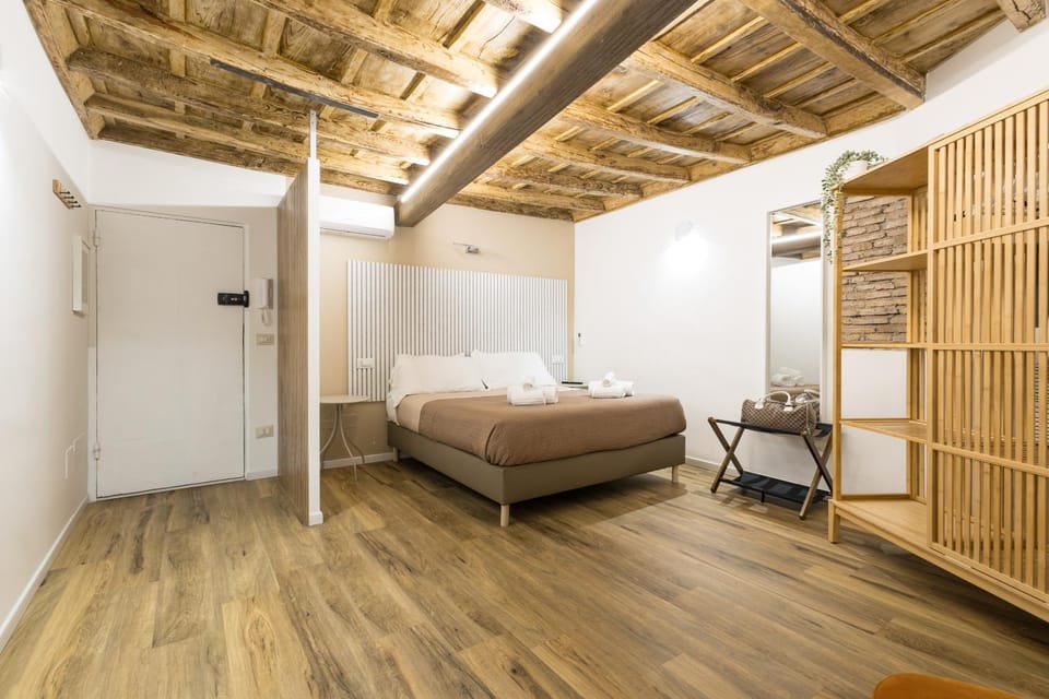 Boutique Atrium Pantheon House in Rome