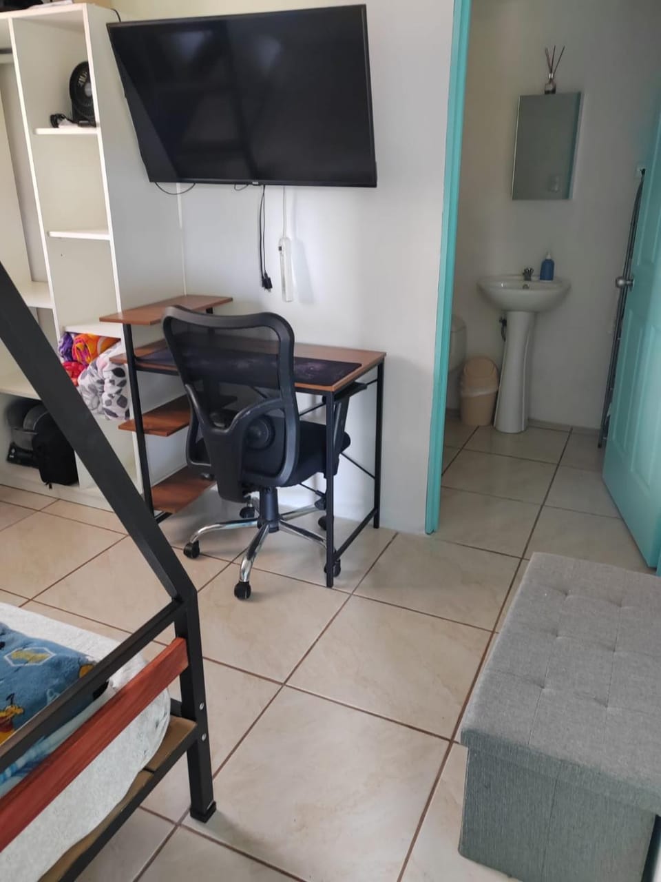 TV and multimedia, Seating area
