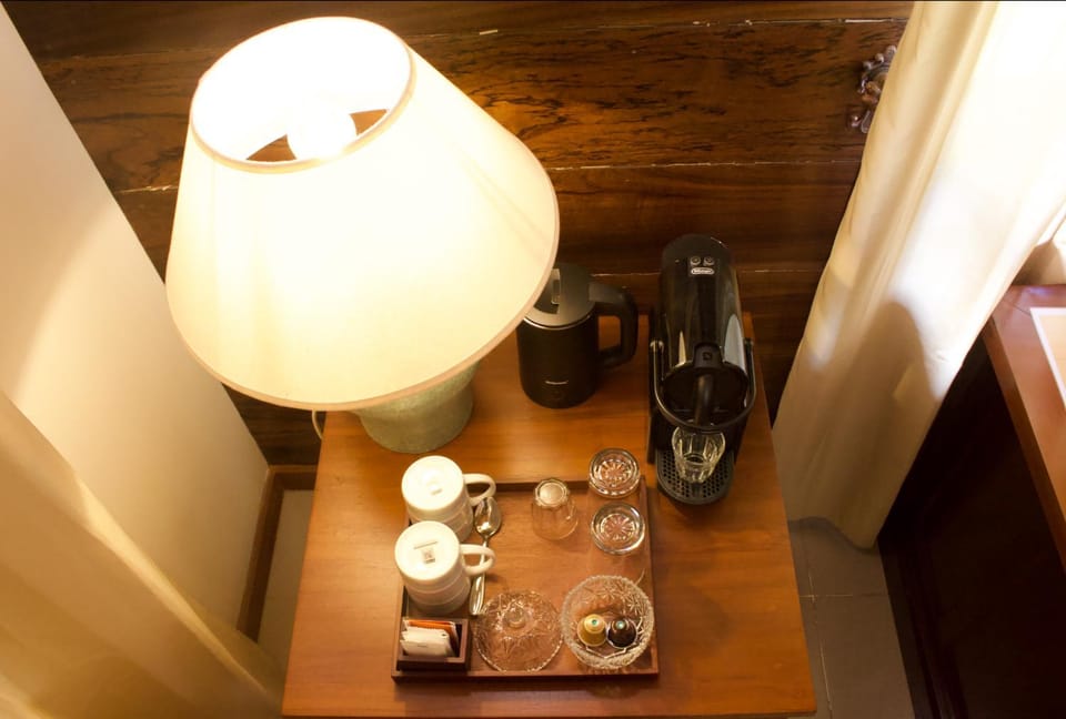 Coffee/tea facilities, Breakfast