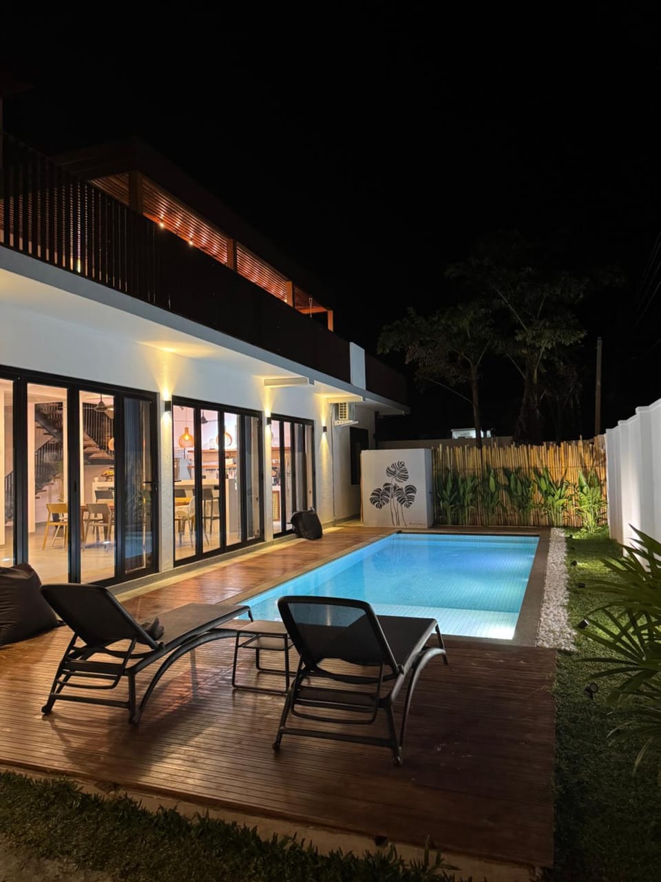 Swimming pool, Swimming pool, sunbed