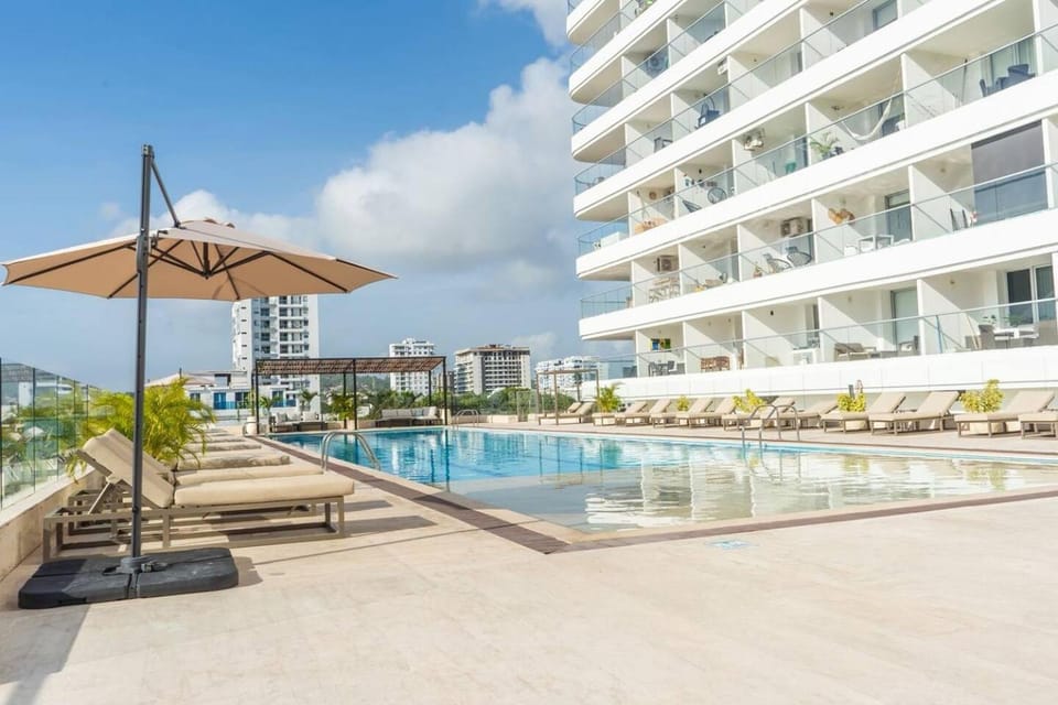 Sunset Oceanfront Studio Apartment in Cartagena