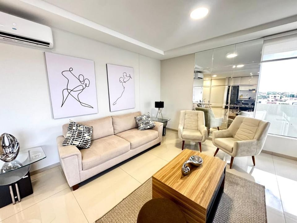 Luxurious and Spacious Family Apartment in Curupau Isuto Apartment in Santa Cruz de la Sierra