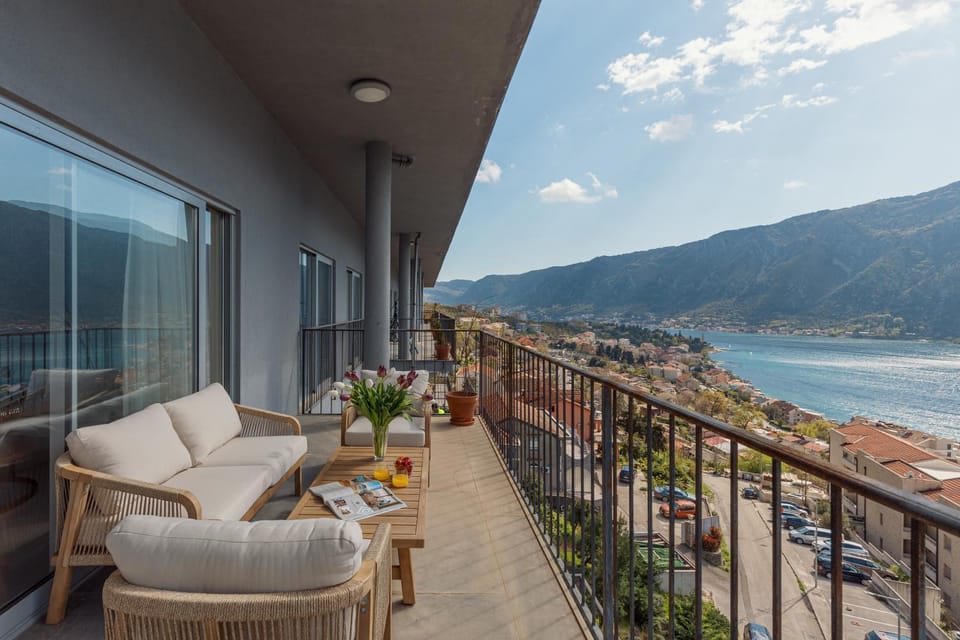 Sky Bay Residence Apartment in Dobrota